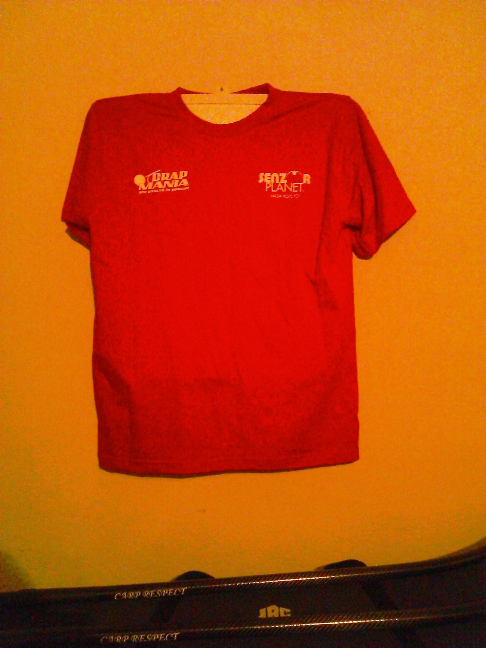 T-Shirts - outfit 2014...multumesc CARPBOOK
